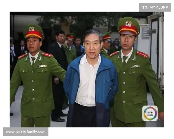 越南足球风波 河内FC主席因行贿被捕 联赛形象受损 越南足球风波 河内FC主席因行贿被捕 联赛形象受损